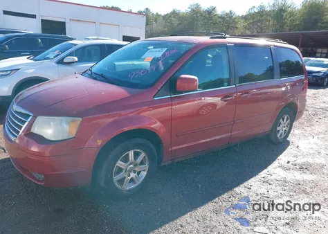 2008 Chrysler Town & Country Touring z USA, uszkodzony, nr VIN 2A8HR54P78R736148
